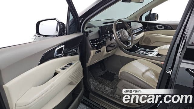 Kia Carnival 2023 — Şəkil 10/20