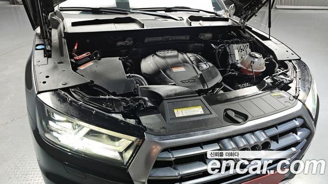Audi Q5 2020 — Şəkil 6/20