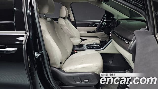 Kia Carnival 2020 — ფოტო 10/20
