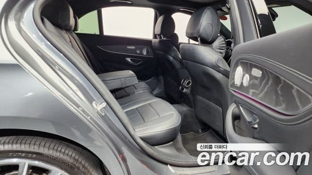 Mercedes-Benz E-Class 2020 — Şəkil 12/20