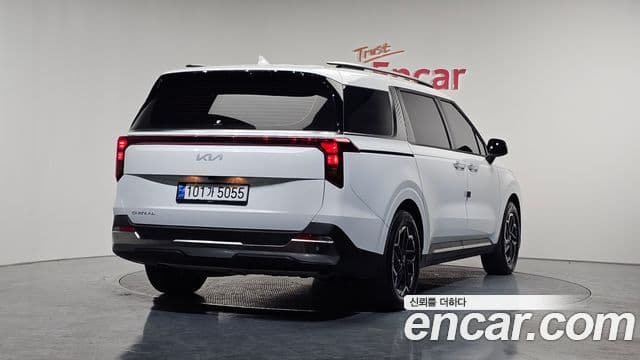 Kia Carnival 2024 — ფოტო 1/20