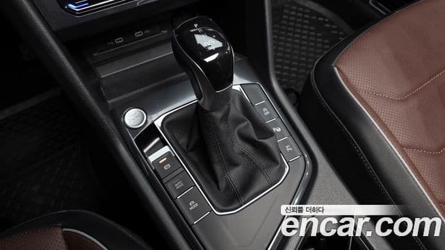 Volkswagen Tiguan Allspace 2024 — ფოტო 9/20