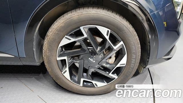 Kia Sportage 2022 — ფოტო 5/20