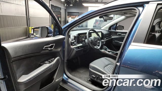 Kia Sportage 2022 — ფოტო 10/20