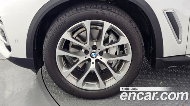 BMW X5 2020 — ფოტო 5/20
