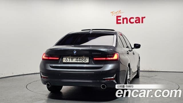 BMW 3 Series 2019 — ფოტო 3/20