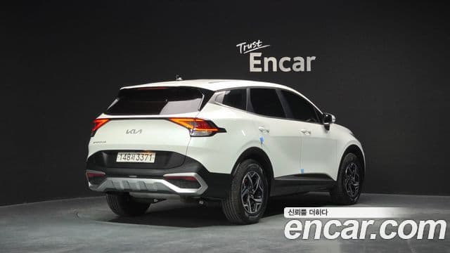 Kia Sportage 2022 — Photo 1/20