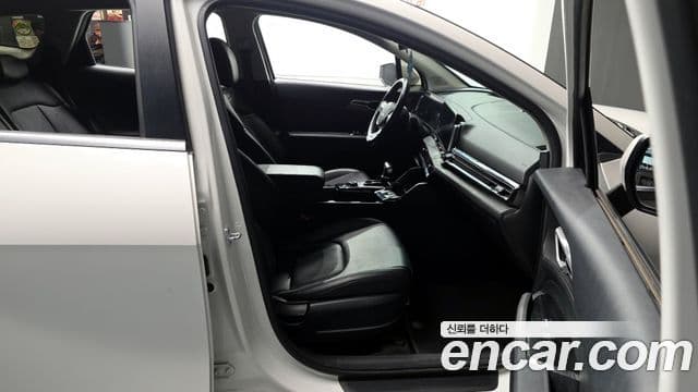 Kia Sportage 2022 — Photo 4/20