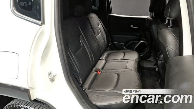 Jeep Renegade 2019 — ფოტო 12/20