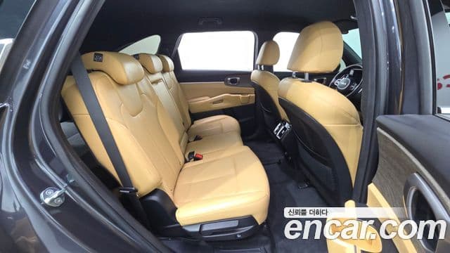 Kia Sorento 2022 — ფოტო 12/20