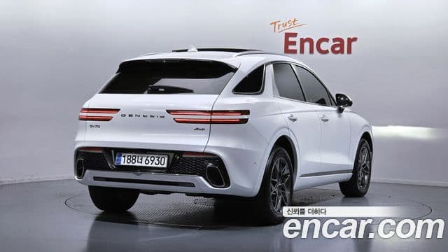 Genesis GV70 2021 — ფოტო 1/20
