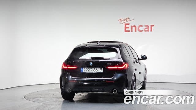 BMW 1 Series 2021 — ფოტო 4/20