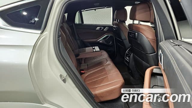 BMW X6 2021 — ფოტო 11/20