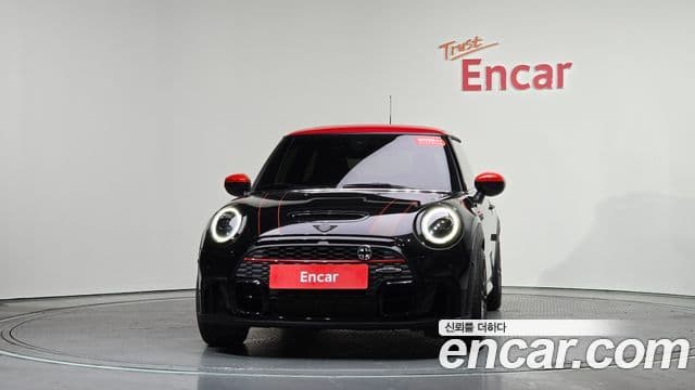 Mini Cooper S 2022 — Фото 3/20