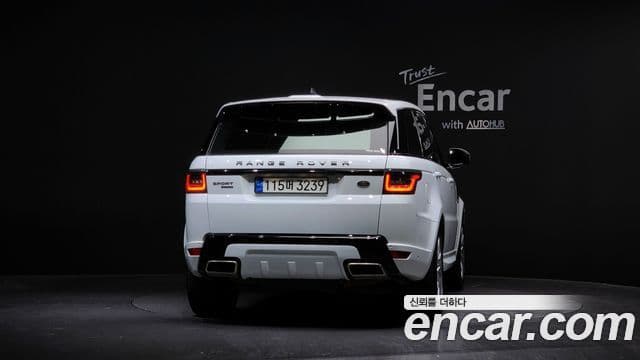 Land Rover Range Rover Sport 2018 — ფოტო 16/20