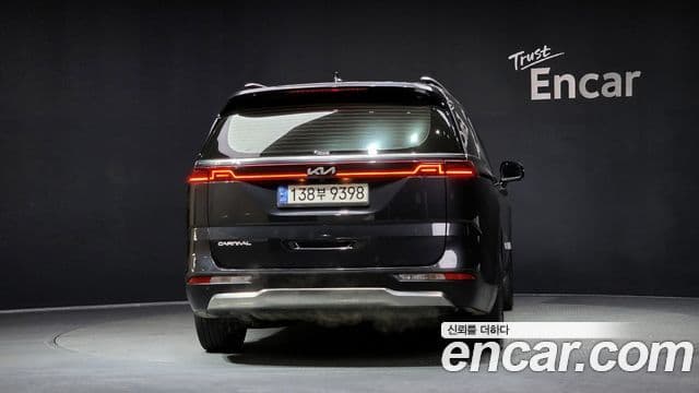 Kia Carnival 2022 — Фото 4/20