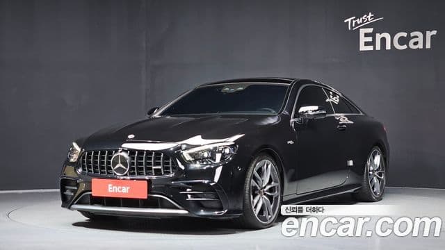 Mercedes-Benz E-Class 2021 — ფოტო 1/20