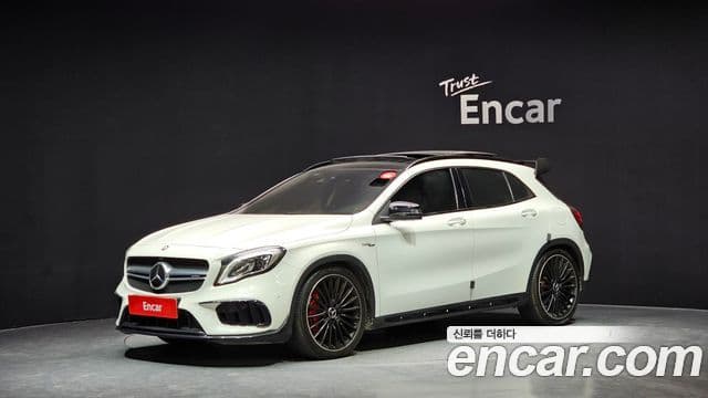 Mercedes-Benz GLA-Class 2018 — Şəkil 9/20