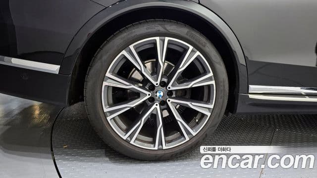 BMW X7 2019 — Şəkil 11/20