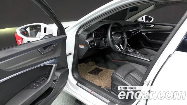 Audi A6 2020 — фото 10 из 20