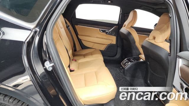 Volvo S90 2022 — Şəkil 12/20