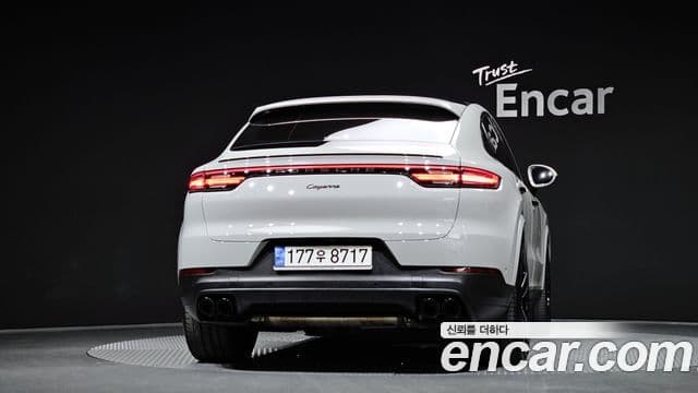 Porsche Cayenne 2022 — фото 3 из 20