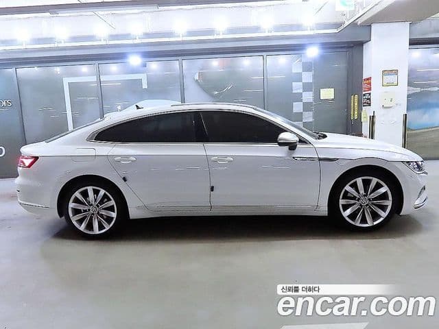 Volkswagen Arteon 2023 — ფოტო 2/20