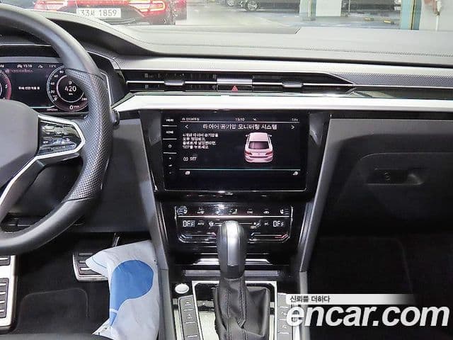 Volkswagen Arteon 2023 — ფოტო 11/20