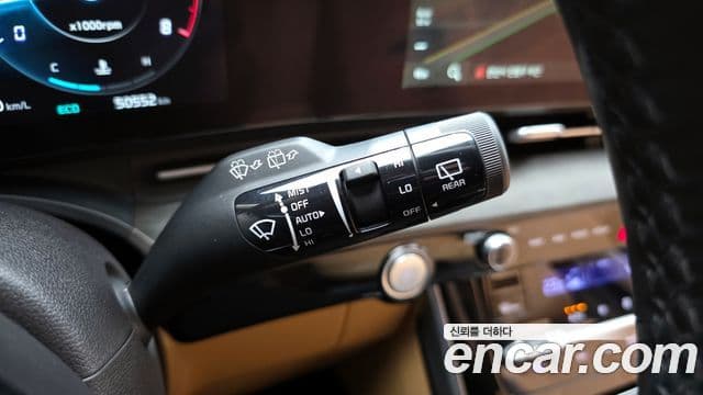 Kia Carnival 2023 — Şəkil 15/20