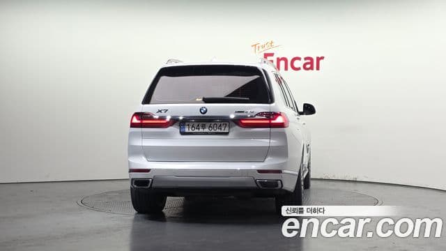 BMW X7 2022 — фото 4 из 20