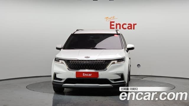 Kia Carnival 2021 — Фото 3/20