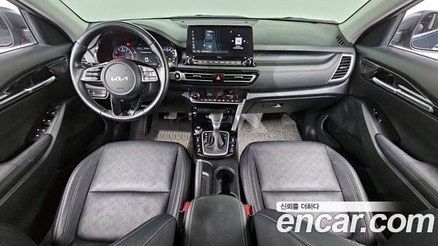 Kia Seltos 2022 — ფოტო 7/20