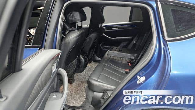 BMW X4 2023 — фото 11 из 20