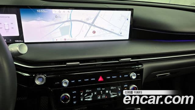 Genesis Electrified G80 2024 — Şəkil 14/20