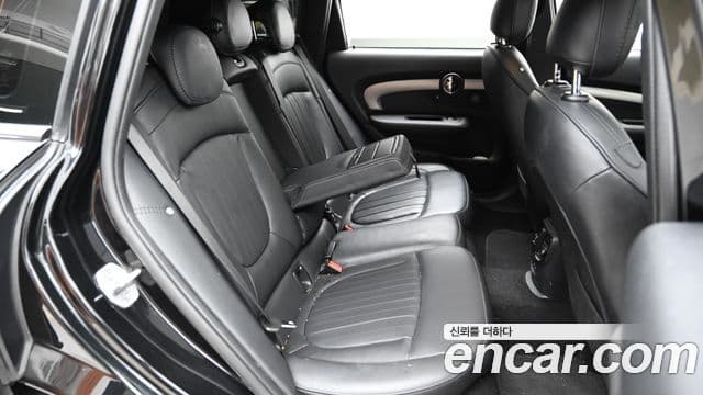 Mini Cooper S Clubman 2023 — Şəkil 12/20