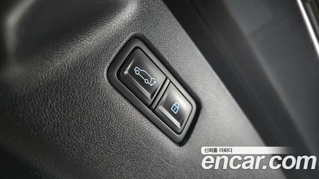 Hyundai Santa Fe 2023 — ფოტო 20/20