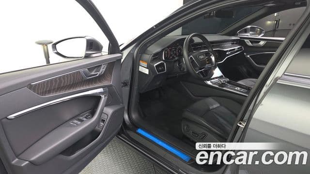 Audi A6 2022 — фото 10 из 20