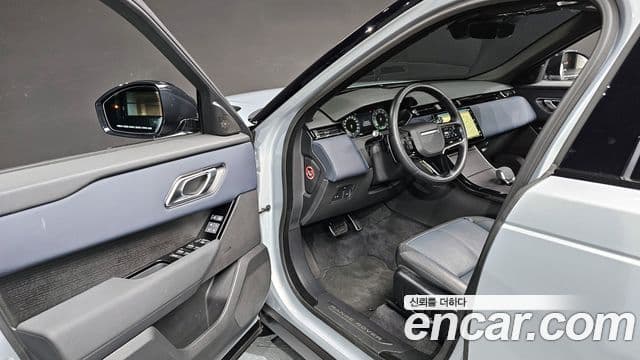 Land Rover Range Rover Velar 2024 — ფოტო 11/20