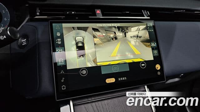 Land Rover Range Rover Velar 2024 — ფოტო 17/20