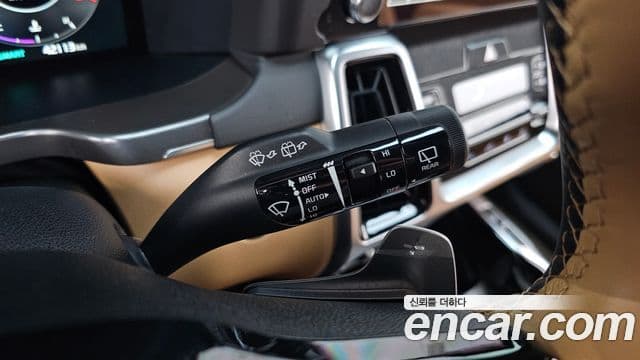 Kia Sorento 2021 — Şəkil 19/20