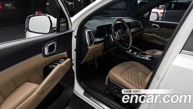 Kia Sorento 2023 — ფოტო 11/20
