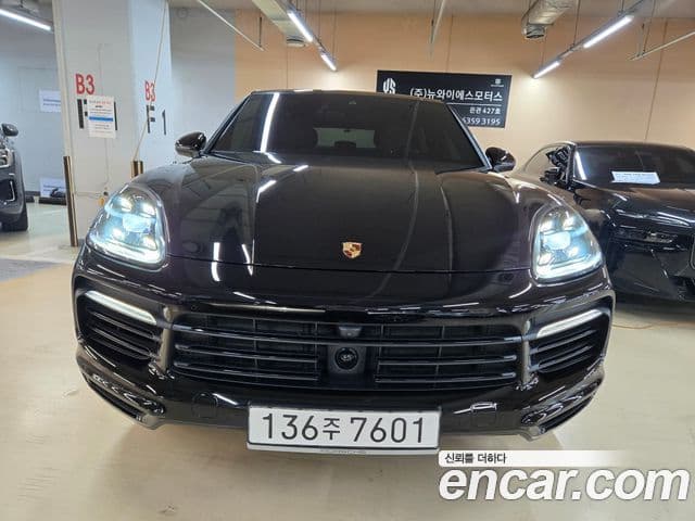 Porsche Cayenne 2021 — Photo 15/20
