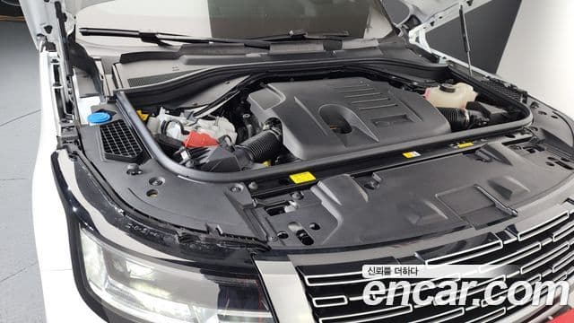 Land Rover Range Rover 2025 — Photo 19/20
