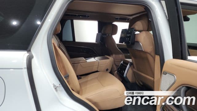 Land Rover Range Rover 2025 — Photo 6/20