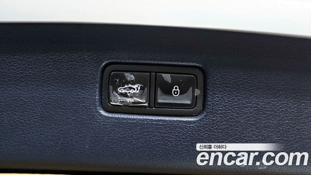 Genesis GV80 2023 — ფოტო 17/20