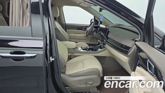 Kia Carnival 2024 — Фото 11/20
