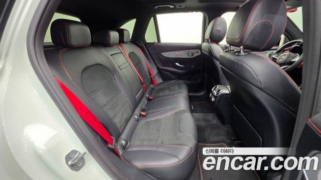 Mercedes-Benz GLC-Class 2019 — Şəkil 19/20