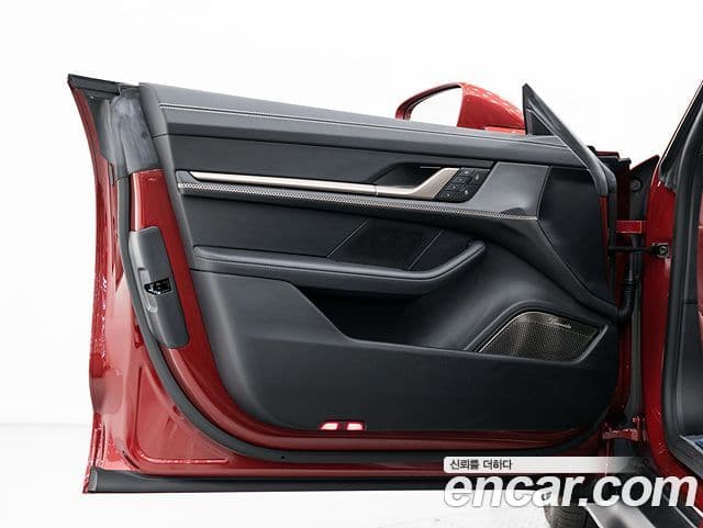 Porsche Taycan 2025 — Şəkil 20/20