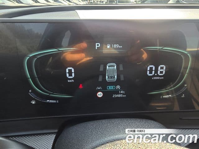 Kia Sportage 2021 — ფოტო 6/17