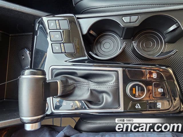 Kia Sportage 2021 — ფოტო 12/17